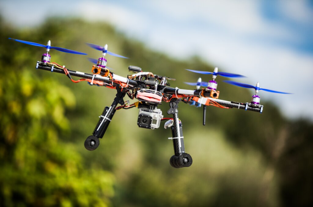 Piloto de drones normativa AESA-EASA