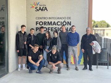 Alumnos de Erasmus en nuestro Centro Integrado de Formación Profesional Sagrada Familia Valladolid